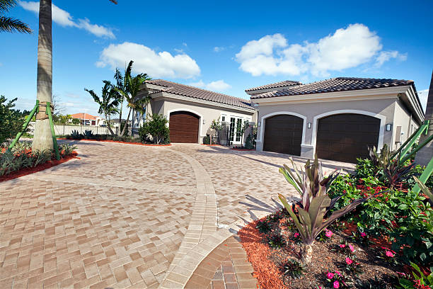 Best Cobblestone Driveway Pavers  in Ashtabula, OH