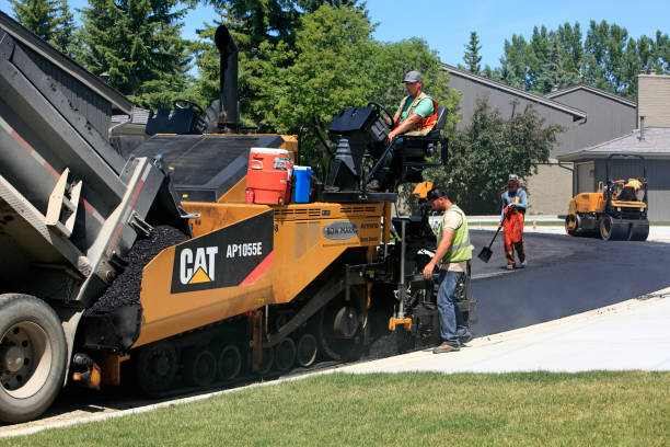 Best Decorative Driveway Pavers  in Ashtabula, OH
